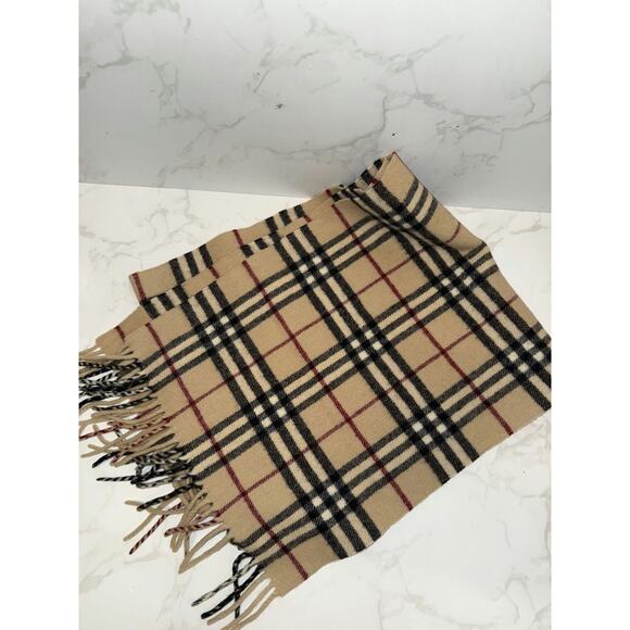 Burberry Classic Check Cashmere Scarf - Excellent Condition - Picture 1 of 2